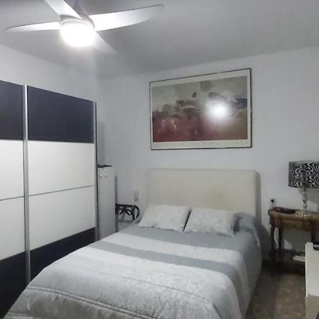 Lola.- Habitacion De Matrimonio, Con Bano Privado Granada Exterior photo